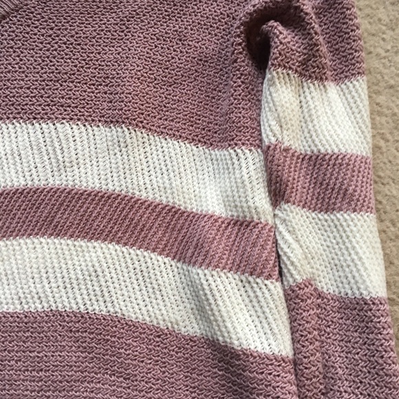 Mauve Striped Light Knit Sweater - Picture 6 of 6